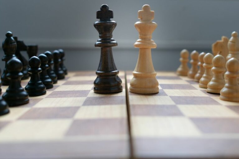 Is It Bad to Draw in Chess? 4 Scenarios Explained