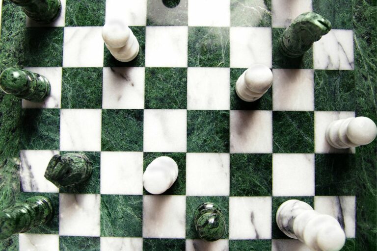Why Are Some Chessboards Green? Is It the Best Color for Chessboards?